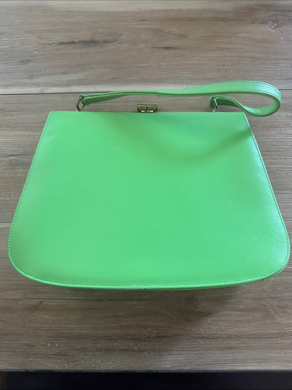 1960’s Lime Green Vinyl Purse